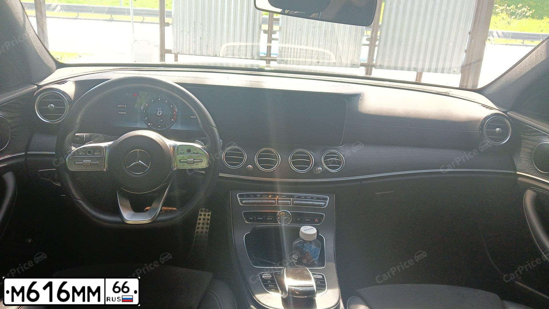Фото автомобиля MERCEDES E-KLASSE, 2019 — госномер М616ММ66. Цвет: ЧЕРНЫЙ
