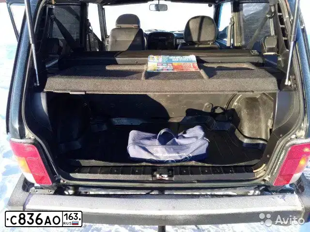 Фото автомобиля LADA 2121 NIVA, 2012 — госномер У005УС102. Цвет: ТЕМНО-ЗЕЛЕНЫЙ