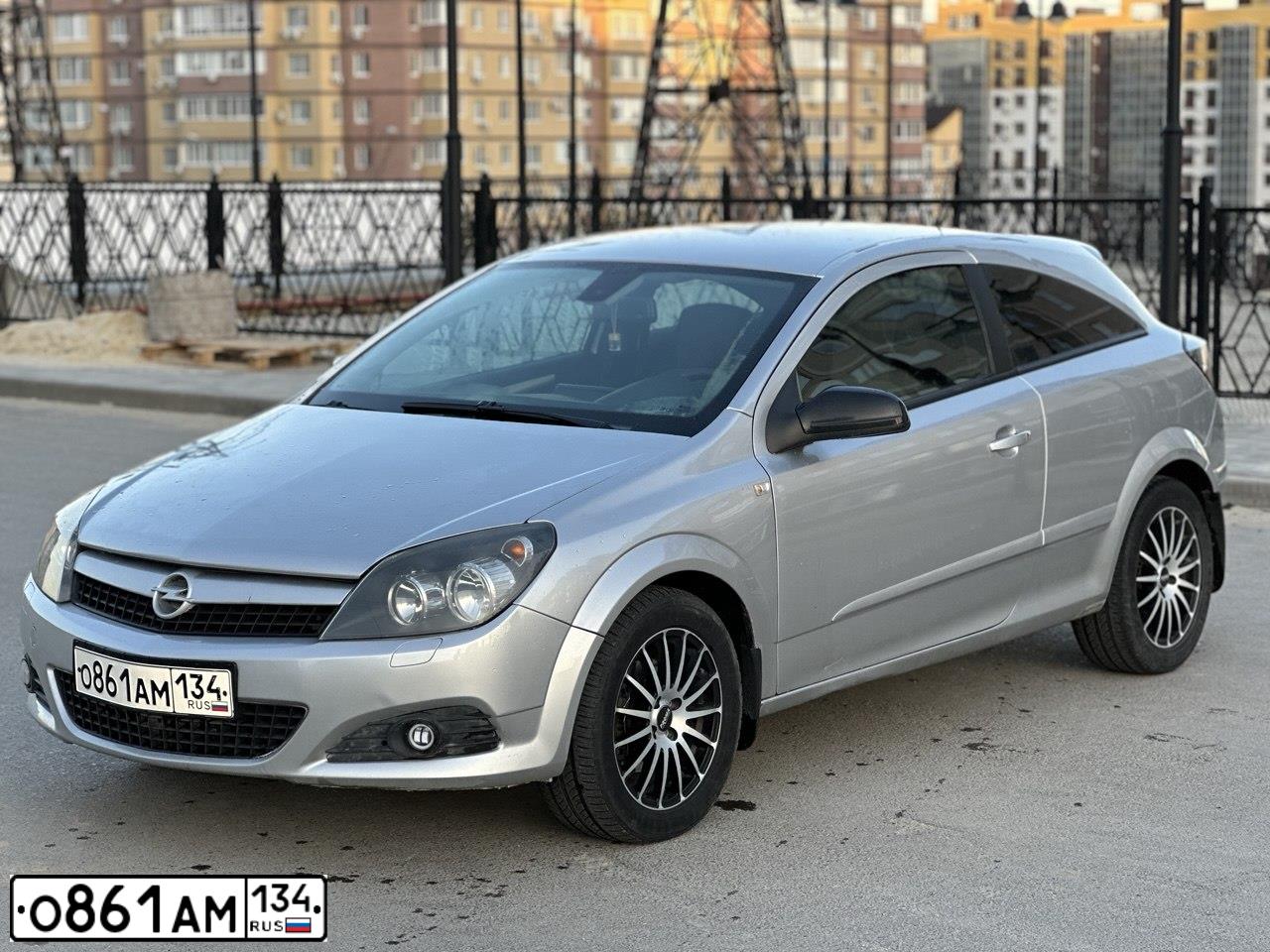 Фото автомобиля OPEL ASTRA, 2007 — госномер Т589РМ761