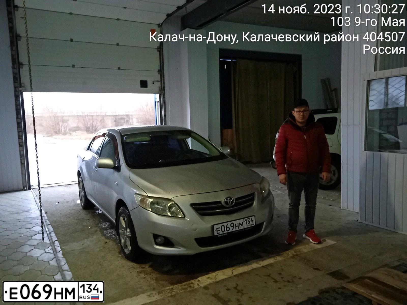 Фото автомобиля TOYOTA COROLLA, 2008 — госномер М707ТА34. Цвет: Серебристый