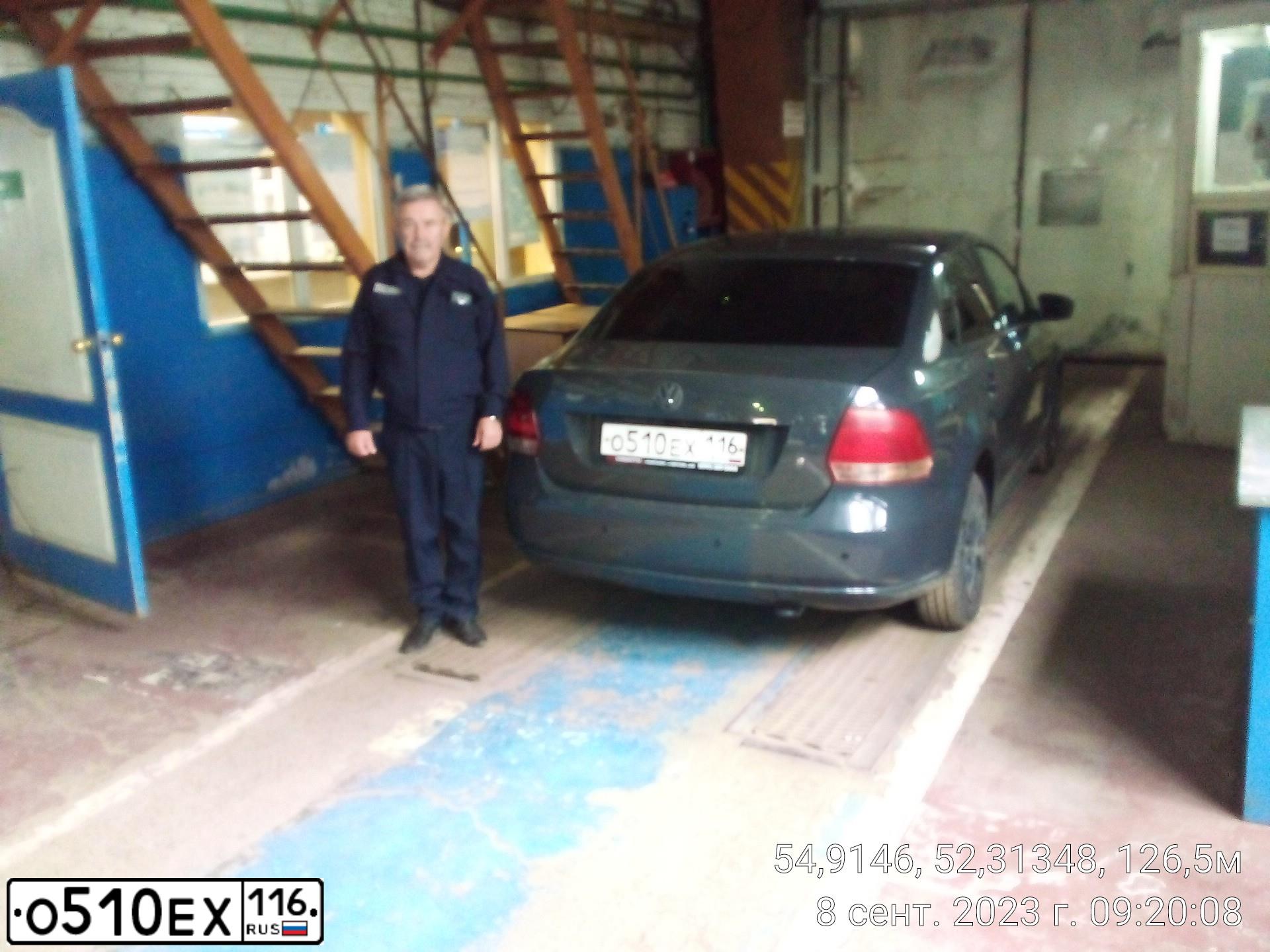 Фото автомобиля VOLKSWAGEN POLO, 2011 — госномер О510ЕХ116. Цвет: СЕРЫЙ