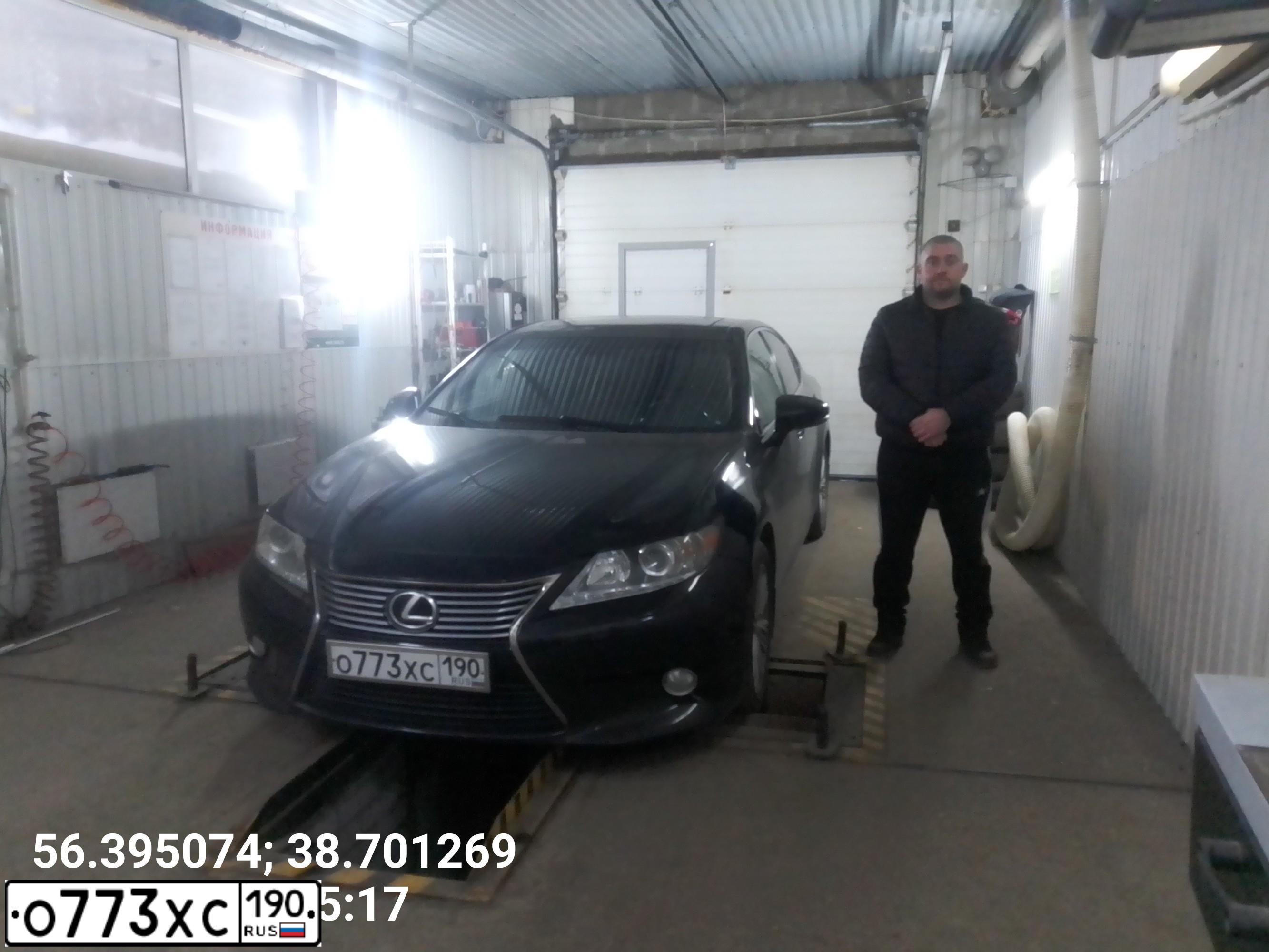 Фото автомобиля LEXUS ES, 2012 — госномер Т158КС76. Цвет: ЧЕРНЫЙ
