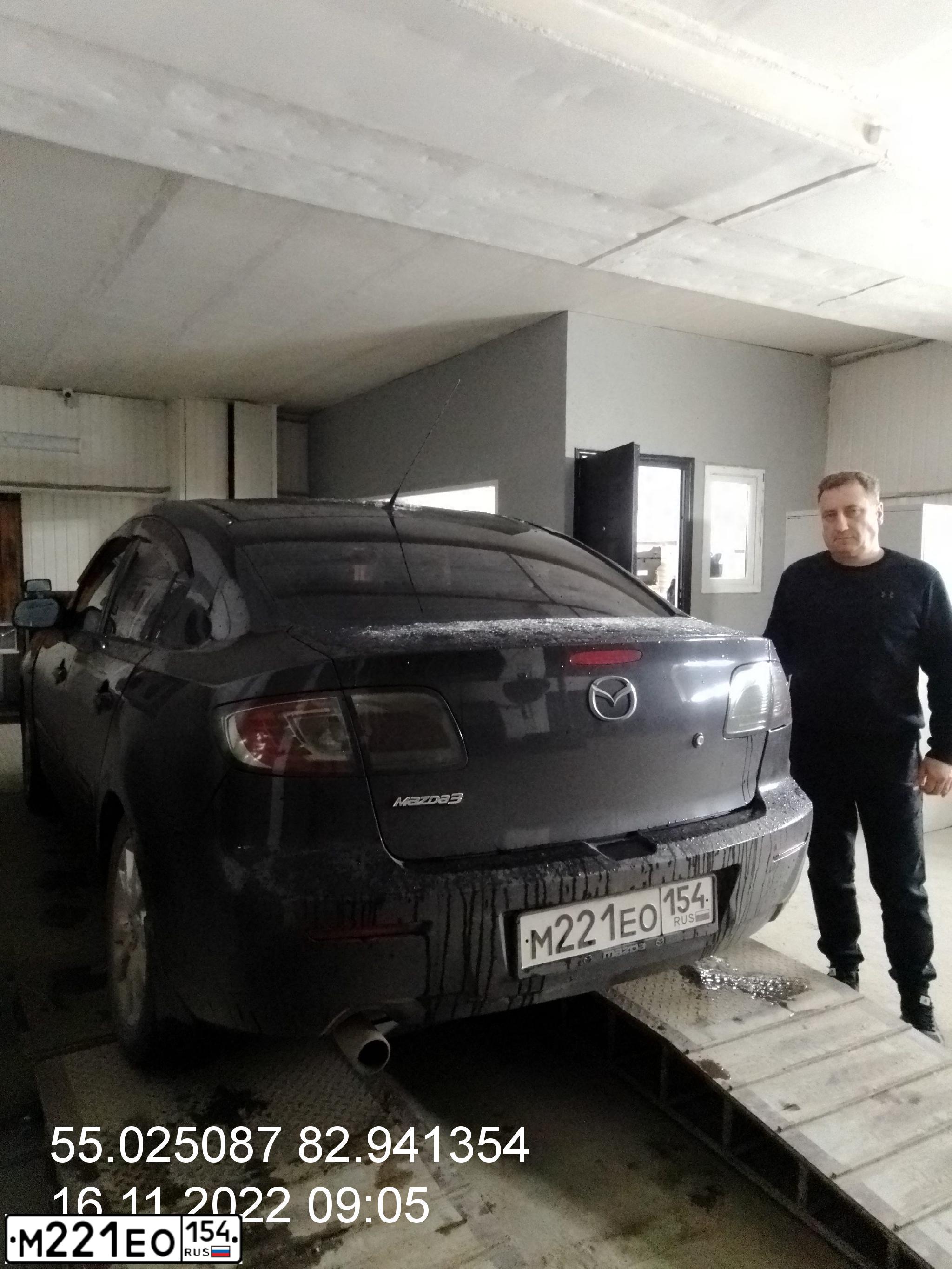 Фото автомобиля MAZDA 3, 2007 — госномер Н009ОН54. Цвет: ЧЕРНЫЙ