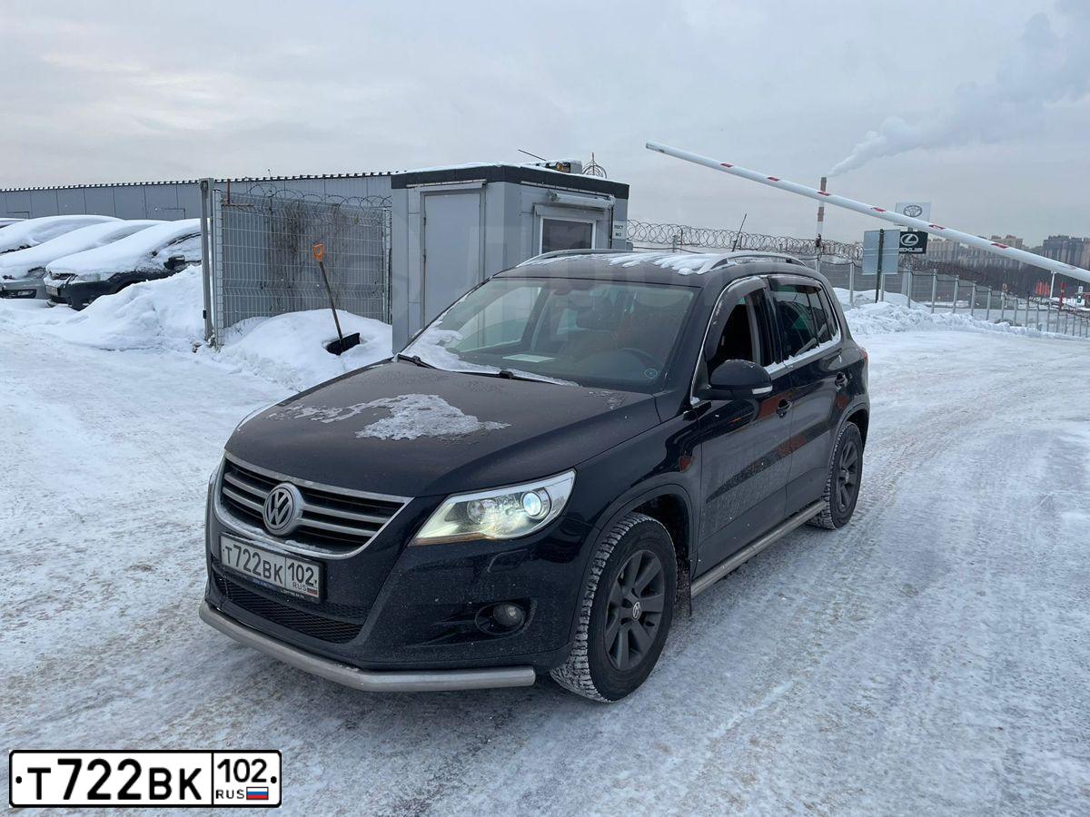 Фото автомобиля VOLKSWAGEN TIGUAN, 2011 — госномер Т722ВК102