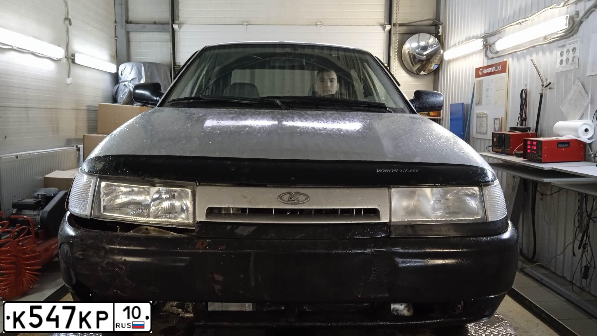 Фото автомобиля LADA 2110, 2003 — госномер К547КР10. Цвет: СВЕТЛО-СЕРЕБР.МЕТАЛЛ
