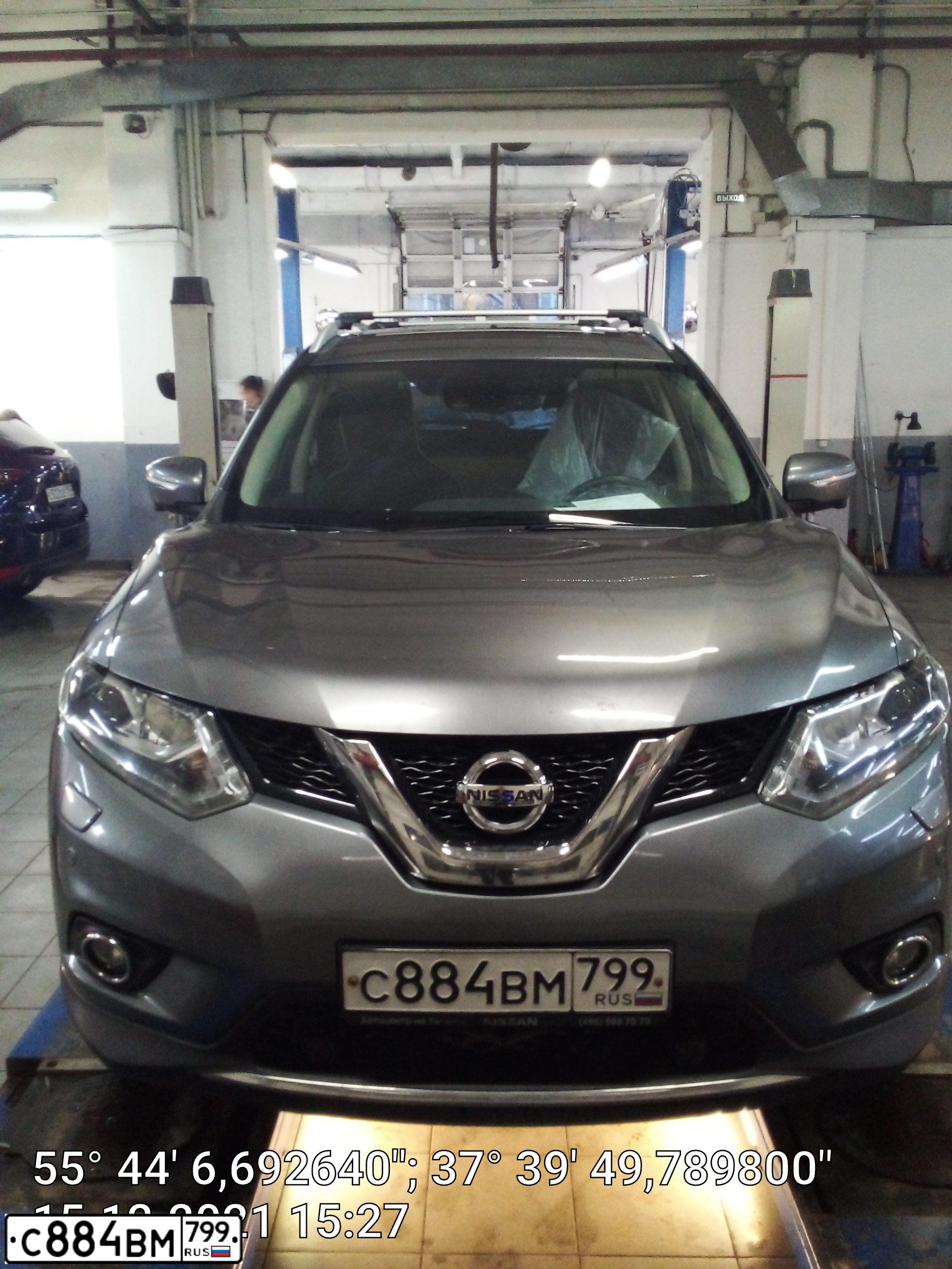 Фото автомобиля NISSAN X-TRAIL, 2017 — госномер Н013ТК15. Цвет: Серый