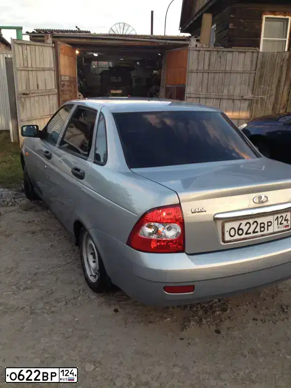 Фото автомобиля LADA 2170 PRIORA, 2007 — госномер О622ВР124. Цвет: СЕРЕБРИСТО-ГОЛУБОЙ