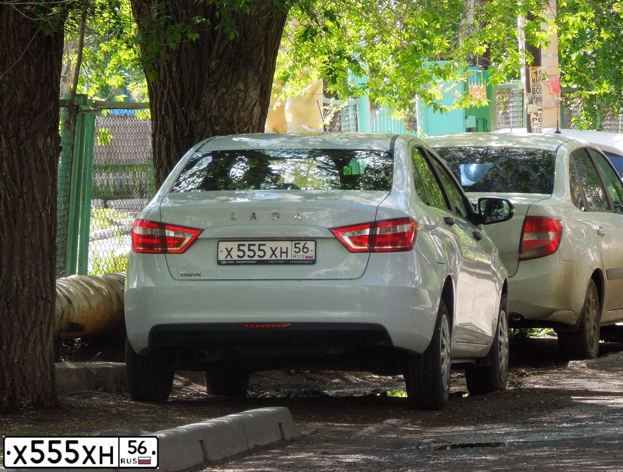 Фото автомобиля LADA VESTA, 2019 — госномер В866МТ156. Цвет: Белый