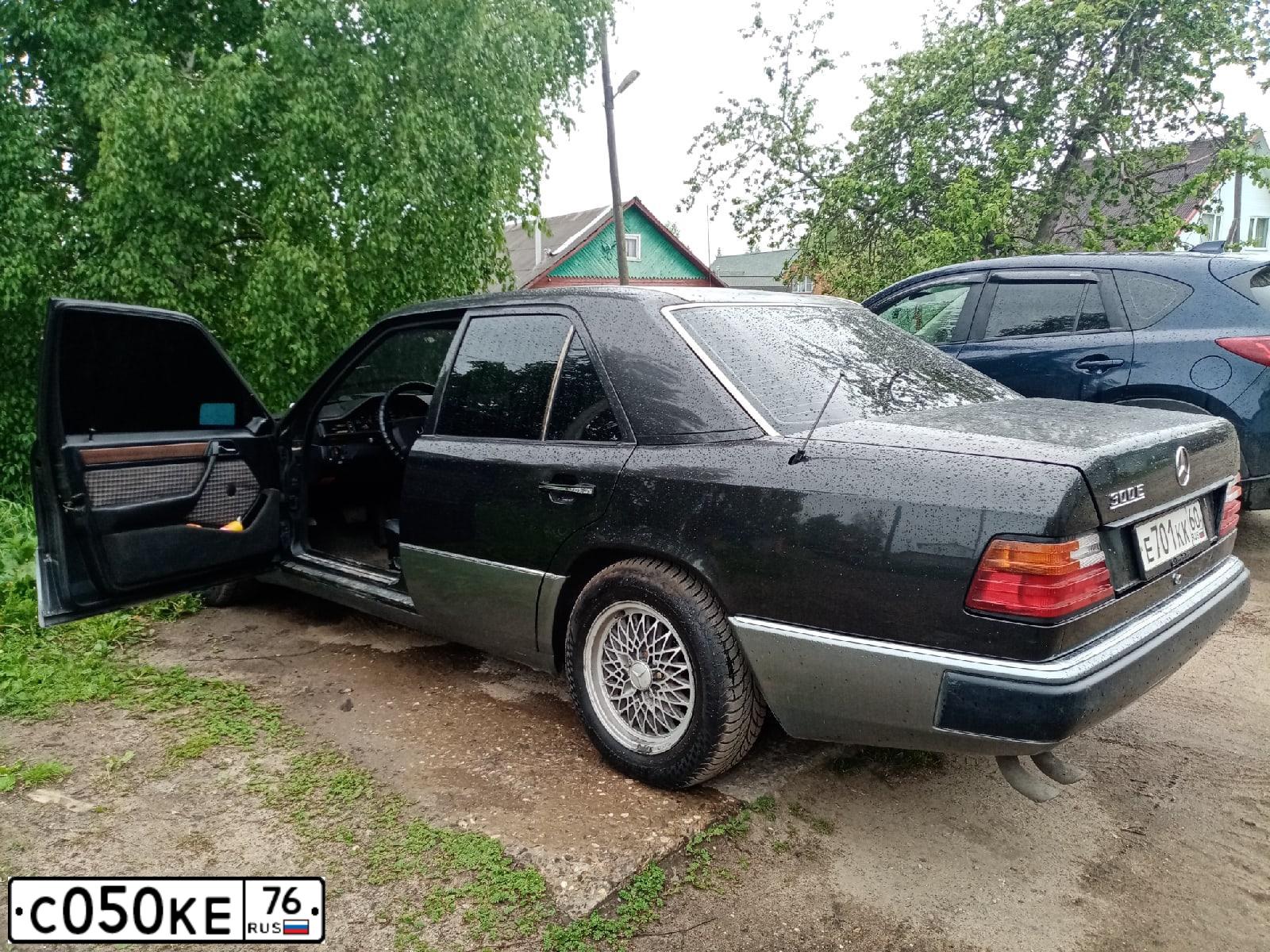 Фото автомобиля VAZ ВАЗ 2109, 1996 — госномер С050КЕ50. Цвет: БЕЛЫЙ