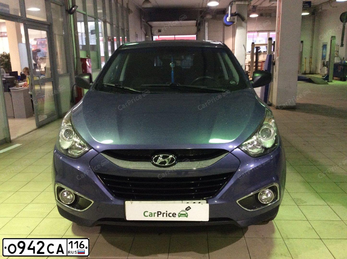 Фото автомобиля HYUNDAI IX35, 2011 — госномер Х983ТЕ116. Цвет: СИНИЙ