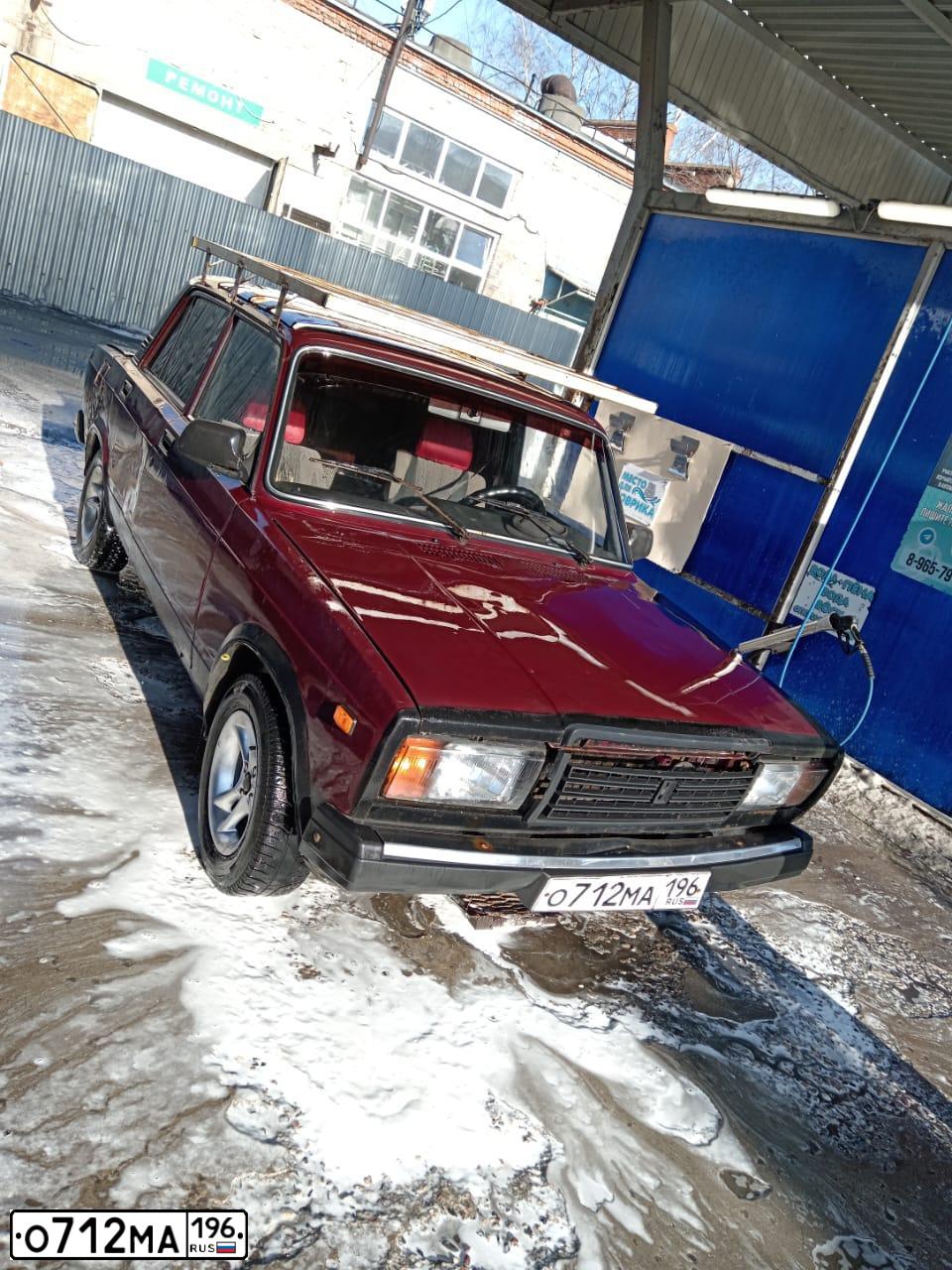 Фото автомобиля LADA 2107 LADA, 2009 — госномер О712МА196. Цвет: ВИШНЕВЫЙ ТЕМНЫЙ