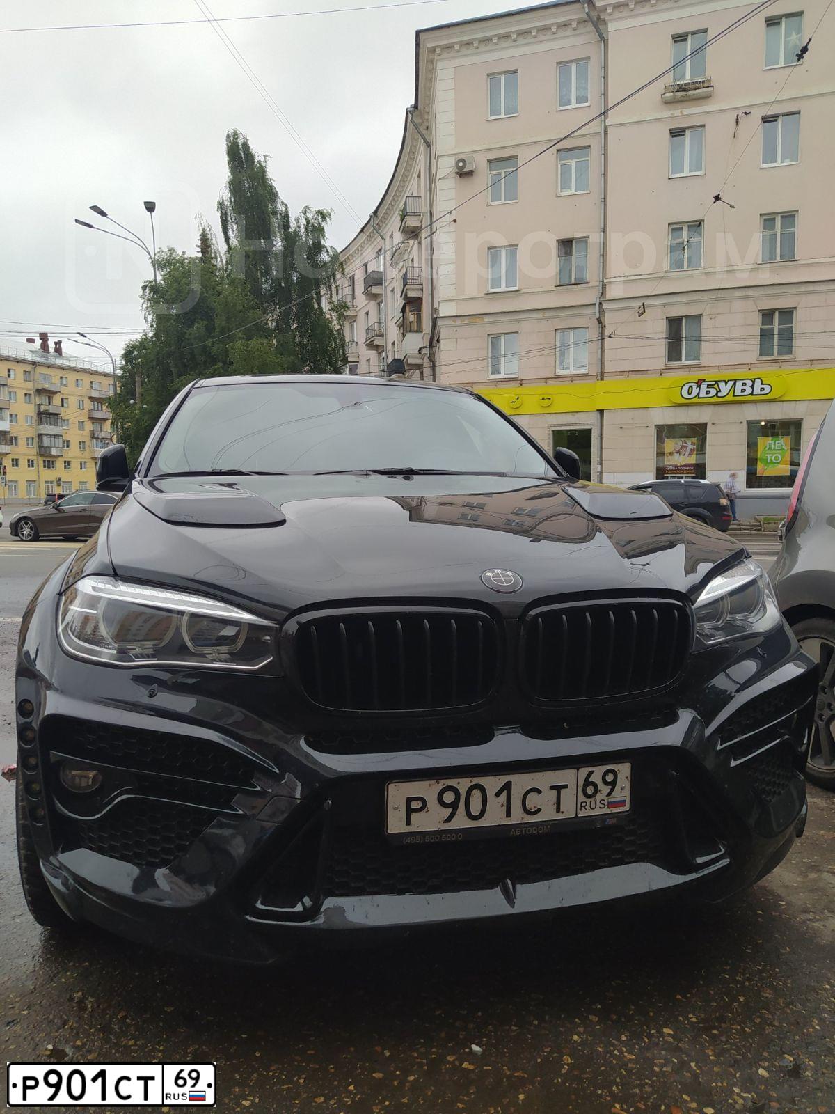 Фото автомобиля BMW X6, 2015 — госномер Р901СТ69. Цвет: ЧЕРНЫЙ