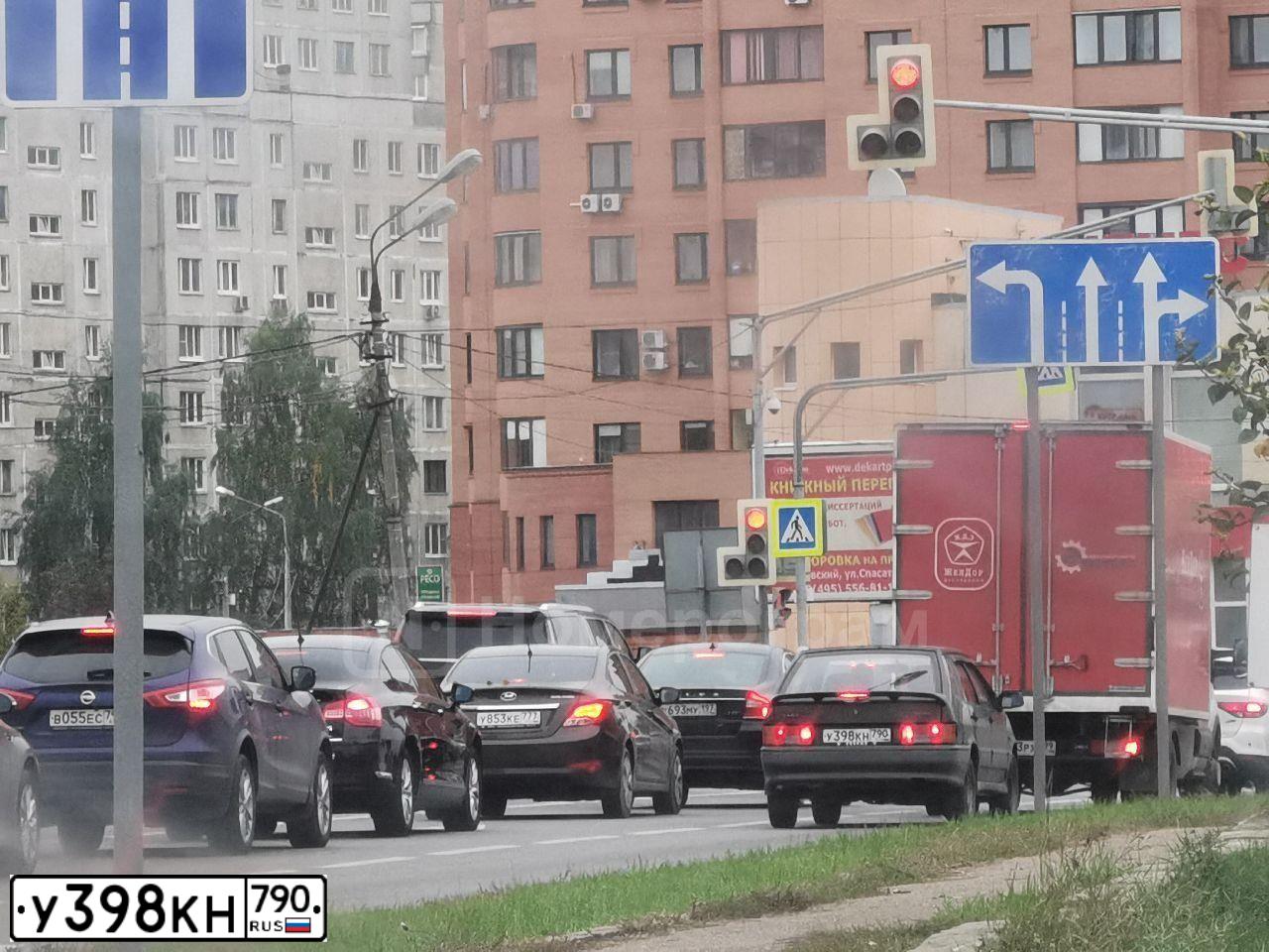Фото автомобиля LADA 2114 SAMARA, 2006 — госномер М939АА799. Цвет: ЗЕЛЕНЫЙ