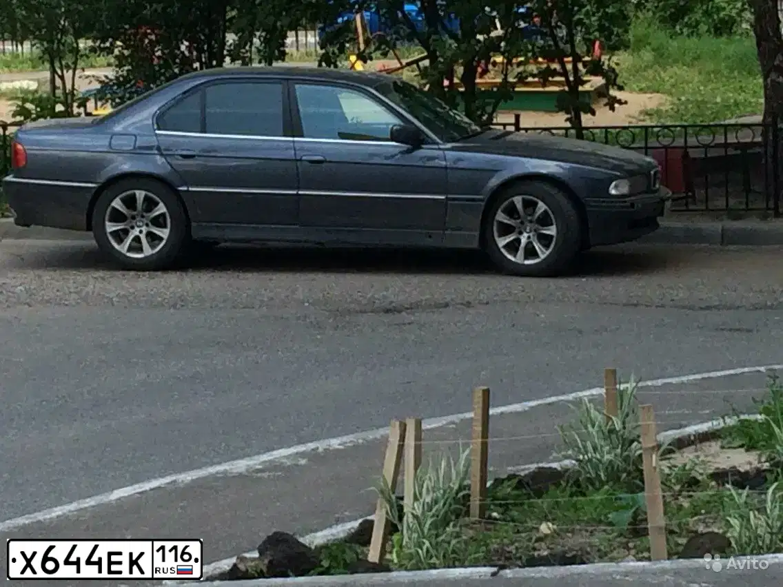 Фото автомобиля BMW 730, 1995 — госномер Х098ЕХ31