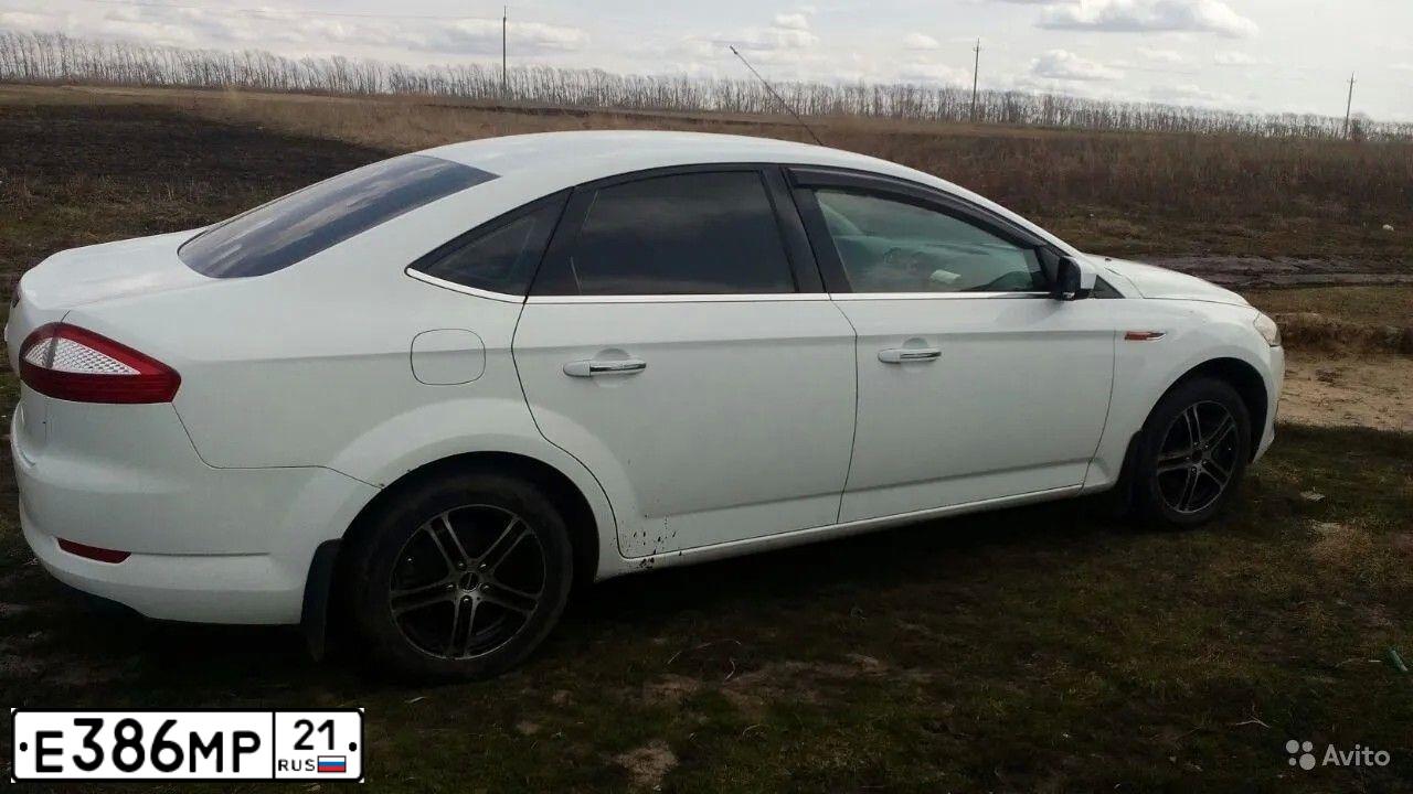 Фото автомобиля FORD MONDEO, 2010 — госномер К728УР21. Цвет: Белый