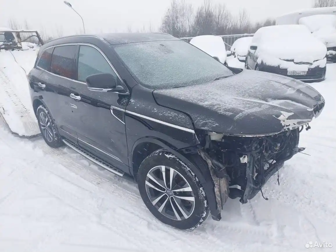 Фото автомобиля TOYOTA LANDCRUISER, 2013 — госномер А522ВС198. Цвет: Белый