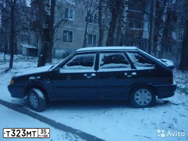 Фото автомобиля LADA 2114 SAMARA, 2009 — госномер Е859МТ750. Цвет: ЧЕРНЫЙ