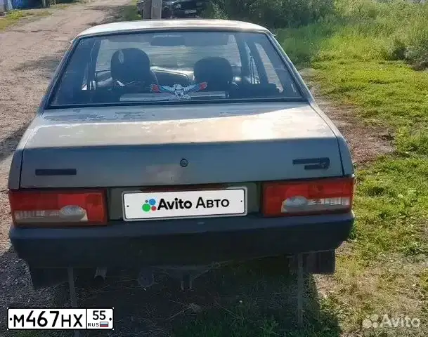 Фото автомобиля LADA 2109 SAMARA, 1994 — госномер М467НХ55. Цвет: ТЕМНО-СЕРЫЙ