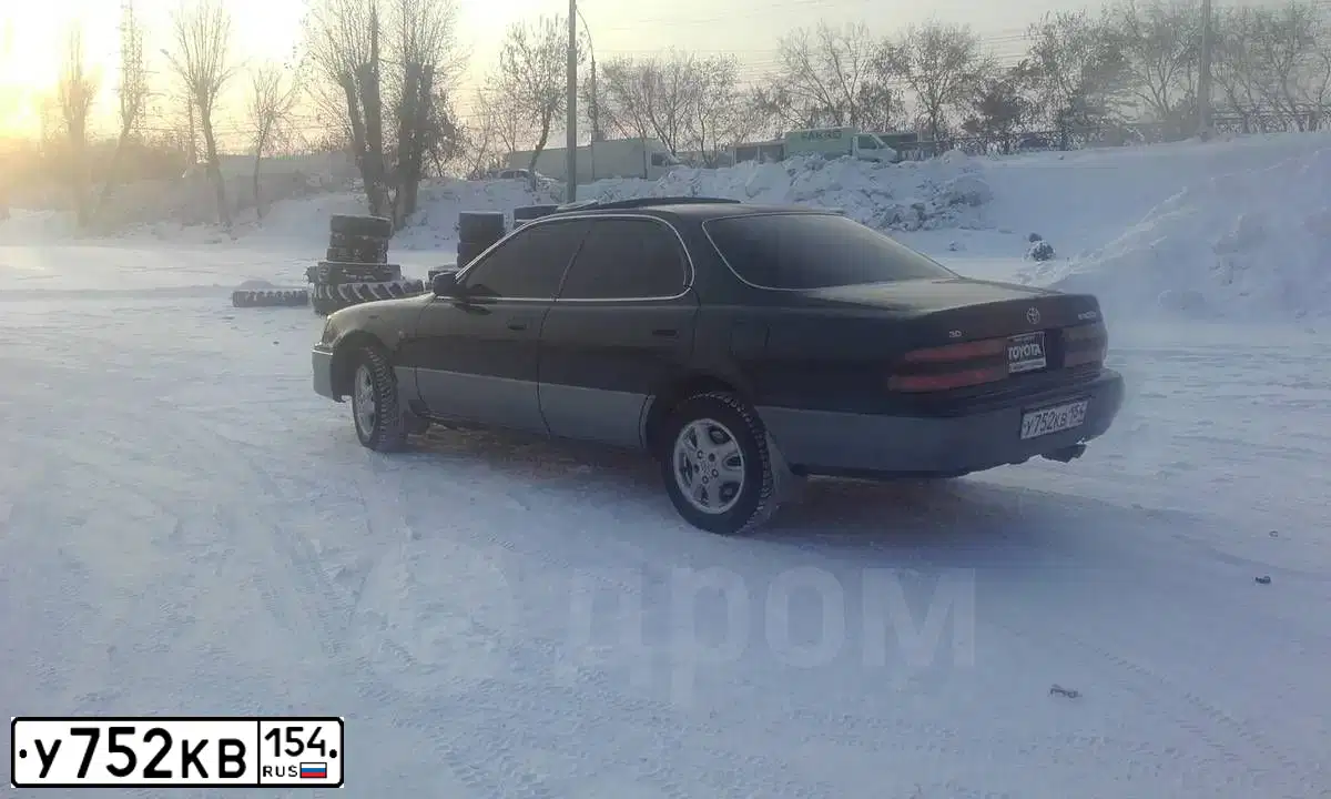 Фото автомобиля TOYOTA WINDOM, 1993 — госномер С957ТВ70