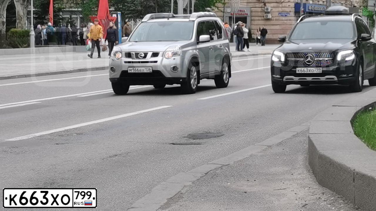 Фото автомобиля MERCEDES GLB-KLASSE, 2020 — госномер К663ХО799. Цвет: ЧЕРНЫЙ
