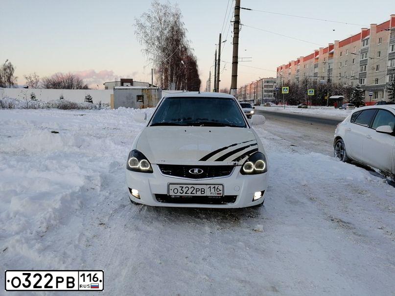Фото автомобиля LADA 2170 PRIORA, 2011 — госномер Р563СМ58. Цвет: Белый