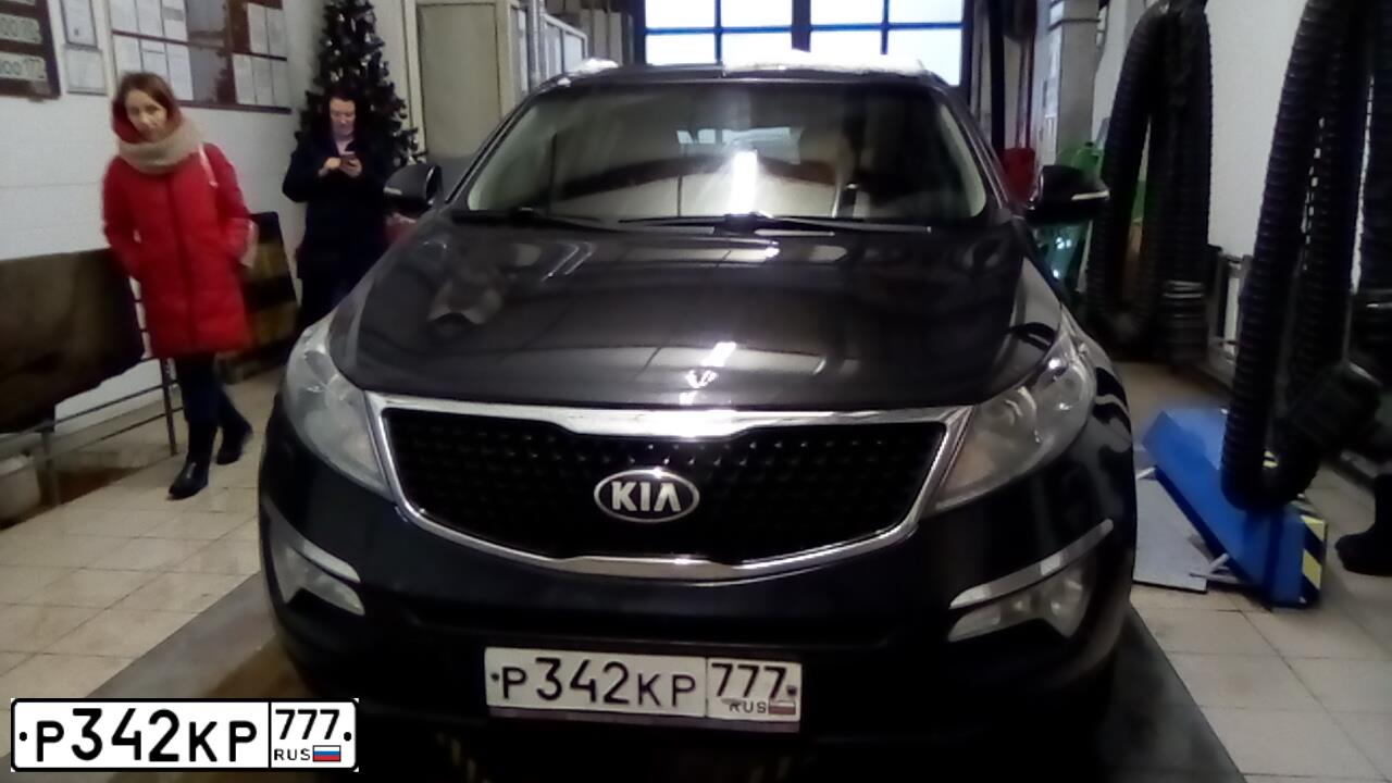 Фото автомобиля KIA SPORTAGE, 2014 — госномер С375РН40. Цвет: ЧЕРНЫЙ ПЕРЛАМУТР