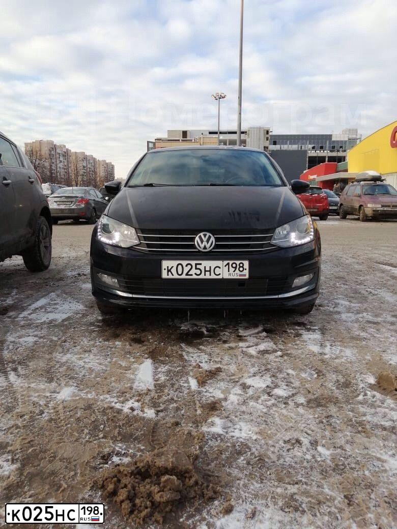 Фото автомобиля VOLKSWAGEN POLO, 2016 — госномер Х433КМ31. Цвет: ЧЕРНЫЙ