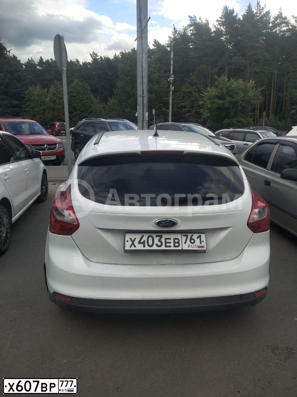 Фото автомобиля DODGE JOURNEY, 2012 — госномер Х607ВР777. Цвет: Красный