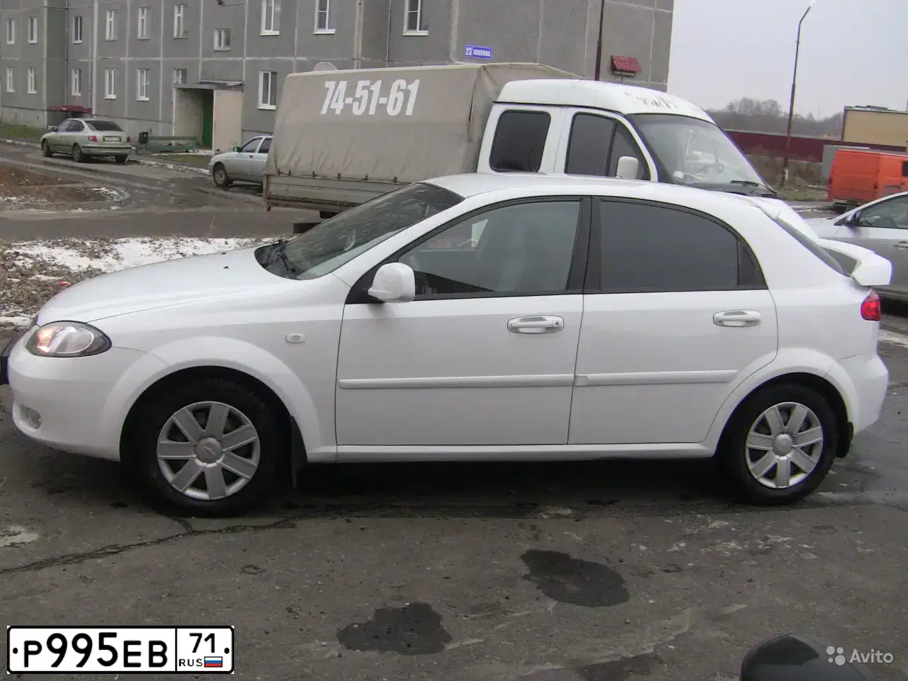 Фото автомобиля ШЕВРОЛЕ КЛАН (J200/CHEVROLET LACETTI), 2010 — госномер Х829ВС31. Цвет: Белый