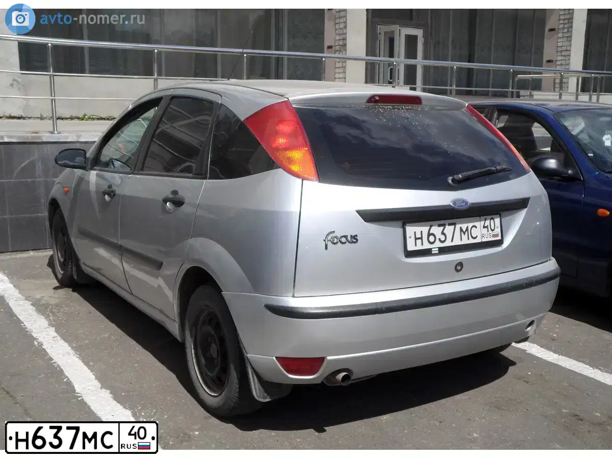 Фото автомобиля FORD FOCUS, 2003 — госномер Н637МС40. Цвет: СЕРЕБРИСТЫЙ