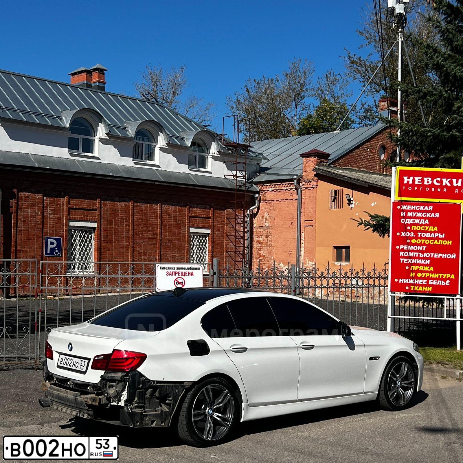 Фото автомобиля HYUNDAI SOLARIS, 2015 — госномер В002НО53. Цвет: Белый