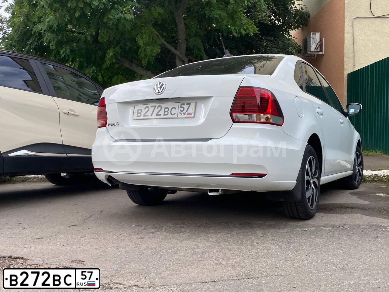 Фото автомобиля VOLKSWAGEN POLO, 2018 — госномер В272ВС57. Цвет: БЕЛЫЙ