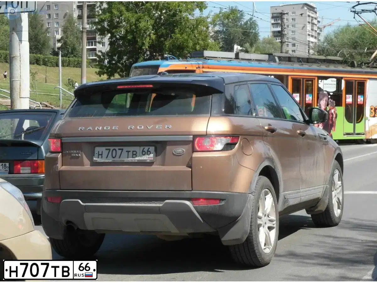 Фото автомобиля TOYOTA RAV4, 2000 — госномер К494СТ196. Цвет: ЖЕЛТЫЙ