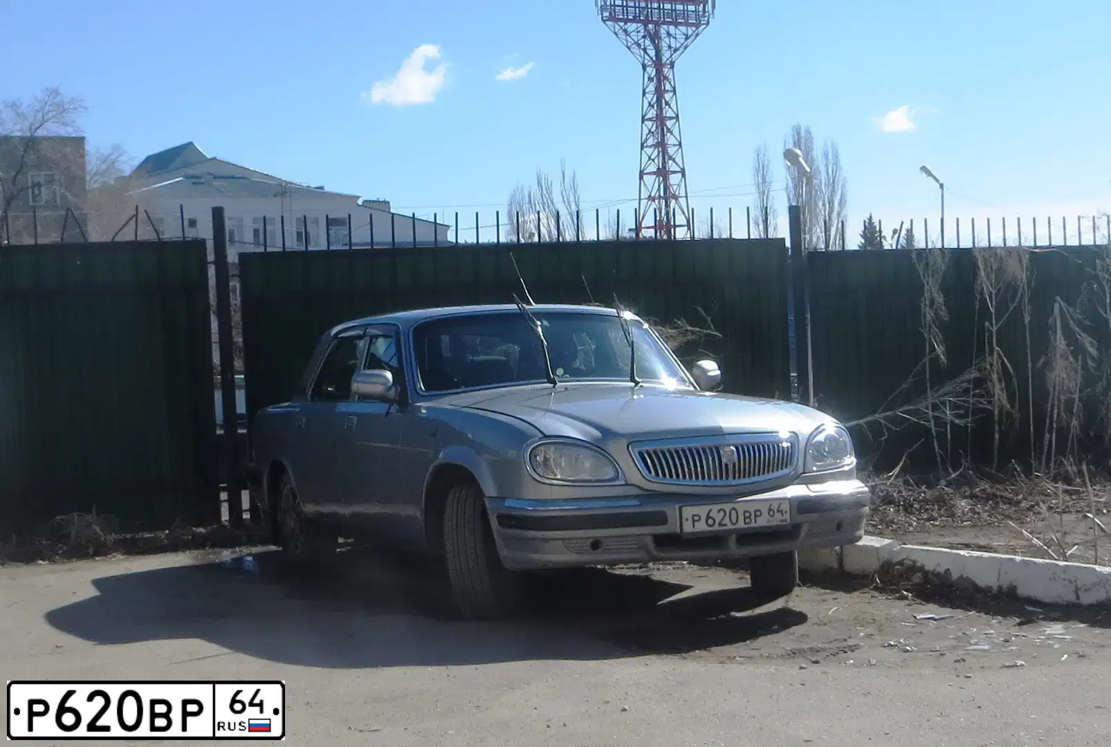 Фото автомобиля ВАЗ21102, 2003 — госномер К899КН63. Цвет: Серебристый