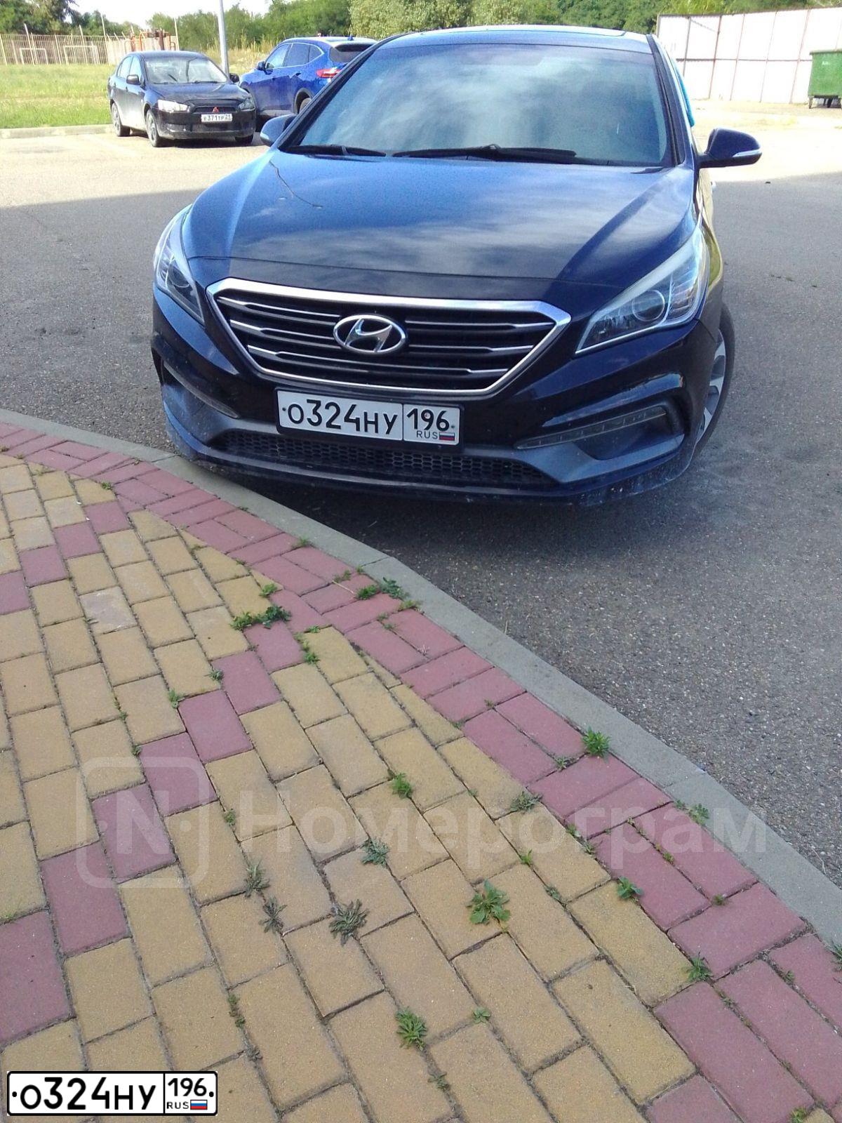 Фото автомобиля HYUNDAI SONATA, 2016 — госномер О324НУ196. Цвет: ЧЕРНЫЙ
