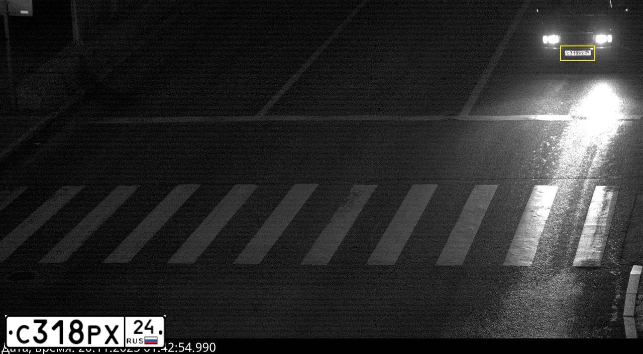 Фото автомобиля LADA 2107, 2007 — госномер С318РХ24. Цвет: ЗЕЛЕНЫЙ
