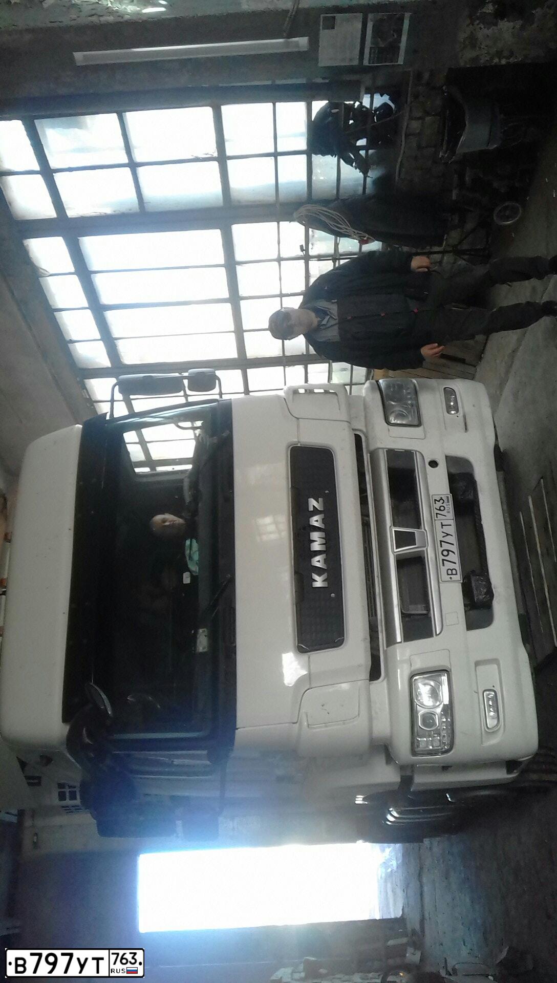Фото автомобиля KAMAZ 5490 /4X2/, 2017 — госномер В797УТ763. Цвет:  белый RAL 9010