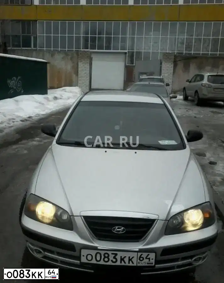 Фото автомобиля HYUNDAI ELANTRA, 2004 — госномер О083КК64. Цвет: Серебристый