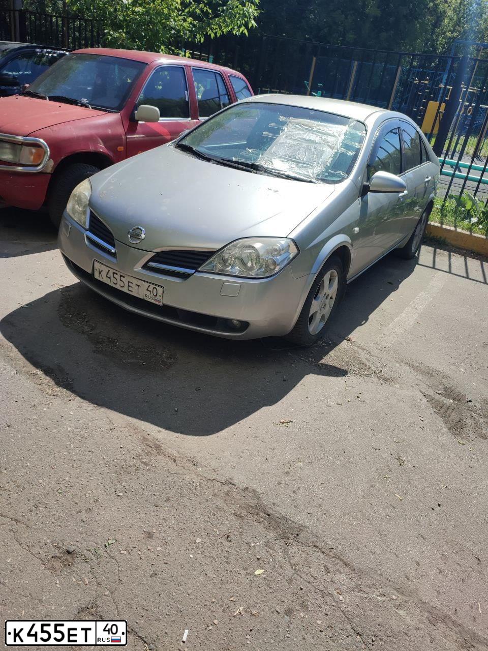 Фото автомобиля NISSAN PRIMERA, 2005 — госномер К455ЕТ40. Цвет: серебристый