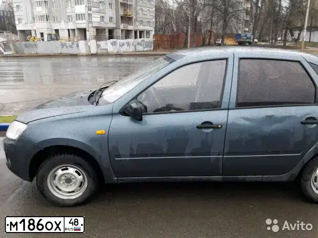 Фото автомобиля LADA 2190 GRANTA, 2015 — госномер У022ЕЕ48. Цвет: Серо-Синий