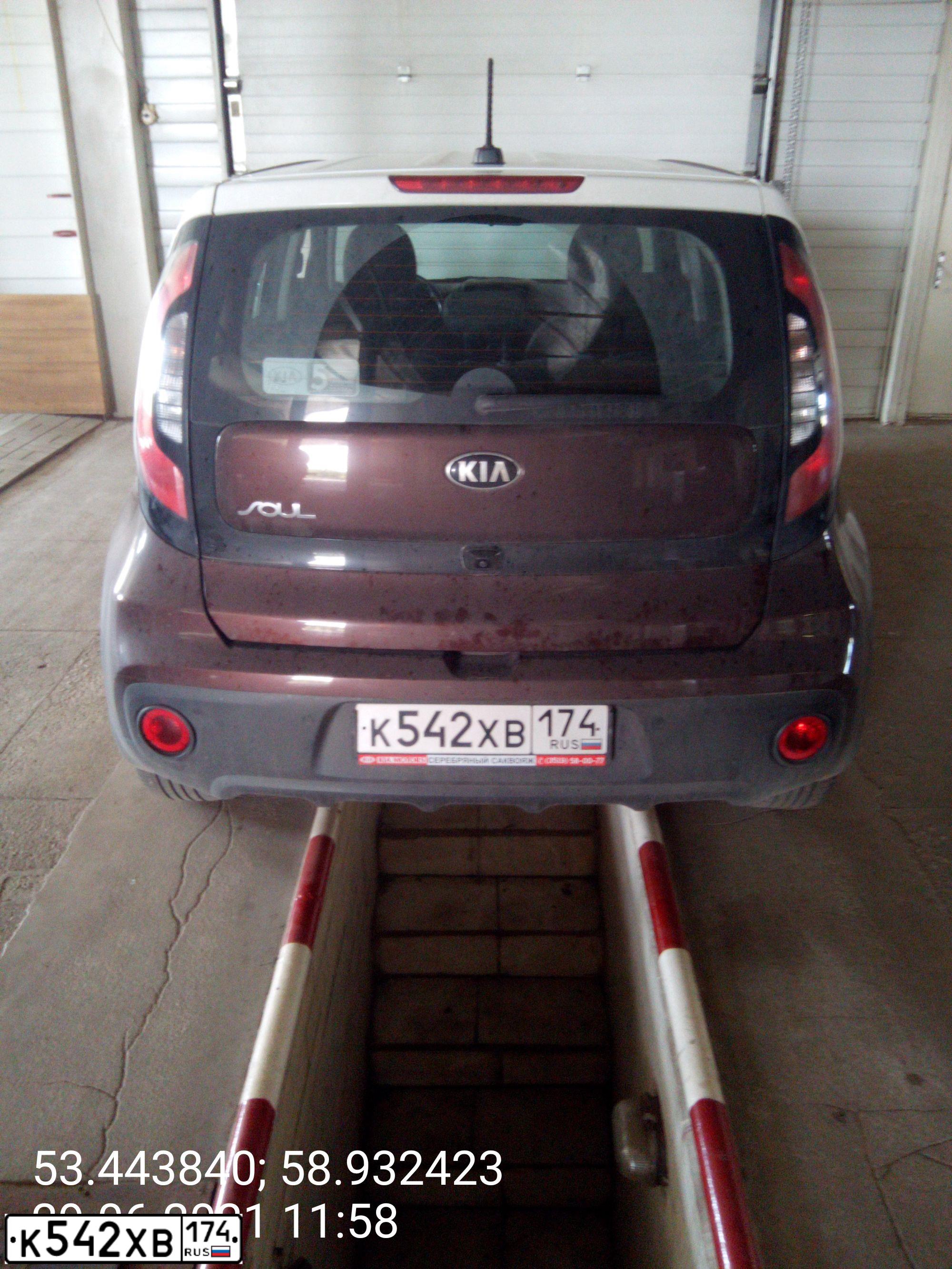 Фото автомобиля KIA SOUL, 2017 — госномер А526ВХ774