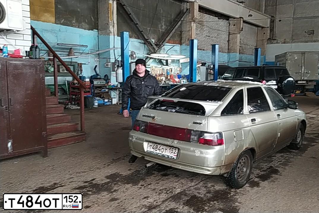 Фото автомобиля LADA 2112, 2007 — госномер Т484ОТ152. Цвет: БЕЖЕВЫЙ