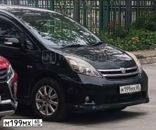 Фото автомобиля ТОЙОТА ИСИС, 2009 — госномер М199МХ65