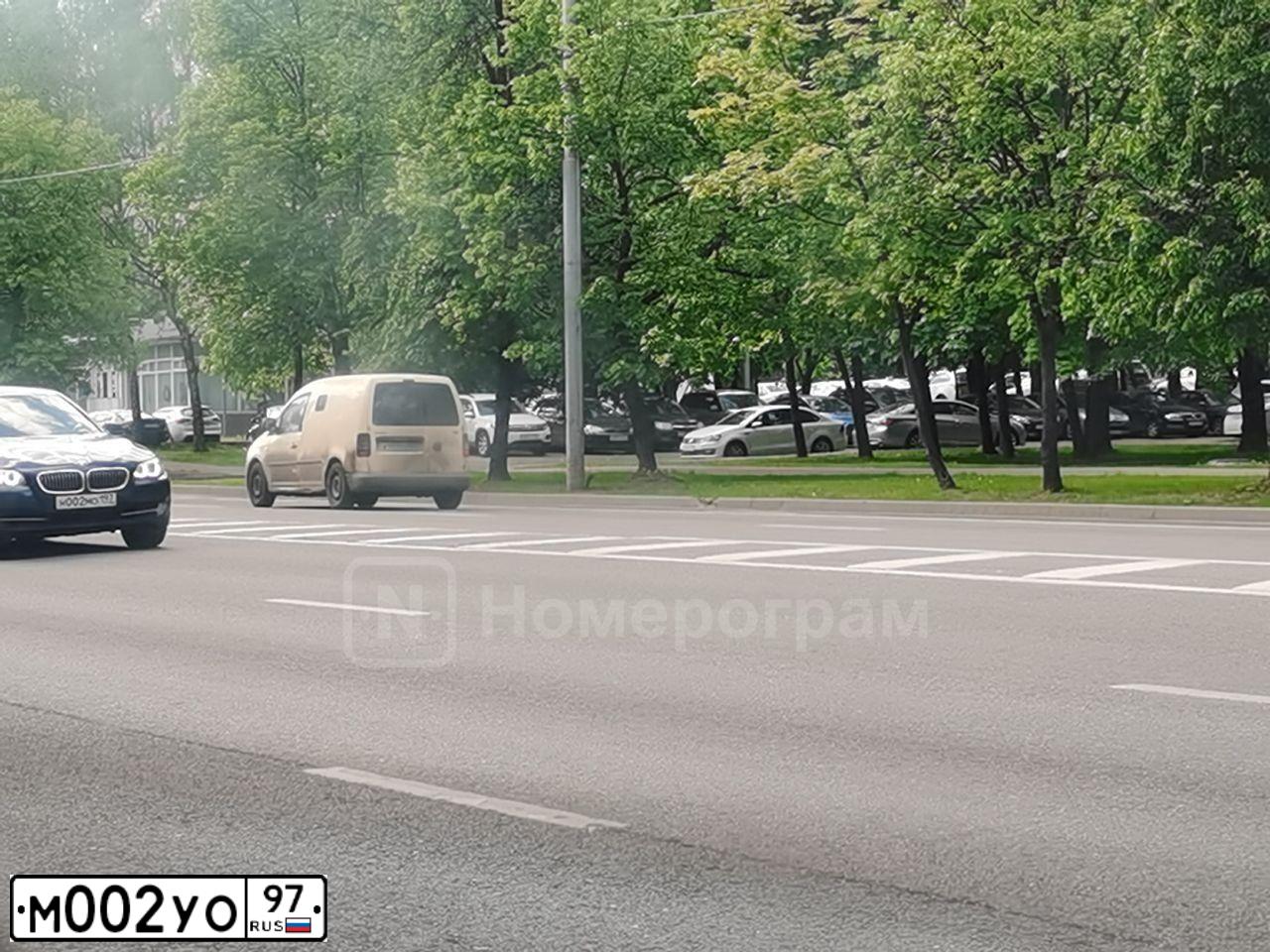 Фото автомобиля AUDI АУДИ S6, 2000 — госномер К002РА97. Цвет: ЧЕРНЫЙ