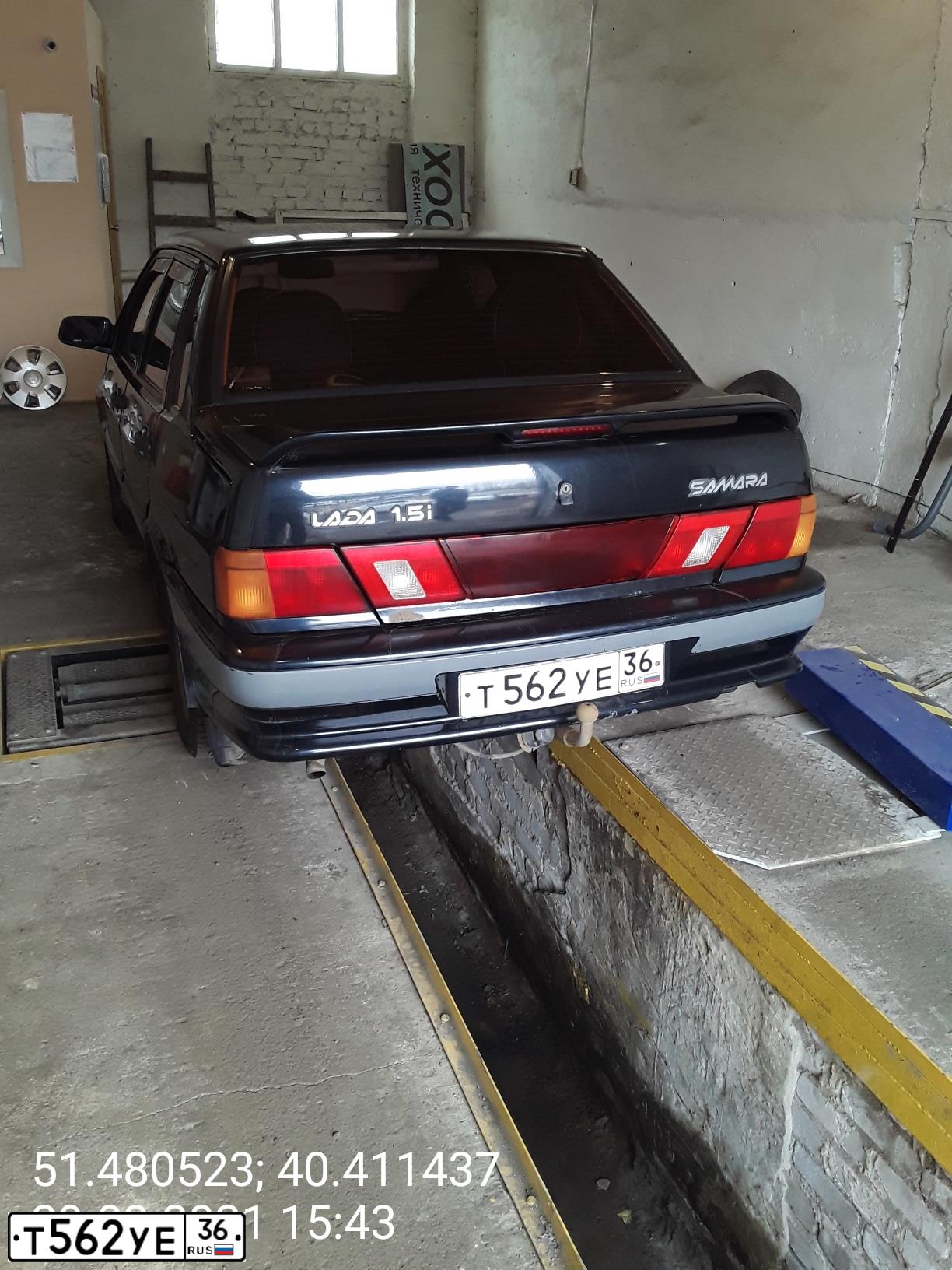 Фото автомобиля LADA 2115 SAMARA, 2004 — госномер Т562УЕ36. Цвет: ГРАФИТОВЫЙ МЕТАЛЛИК
