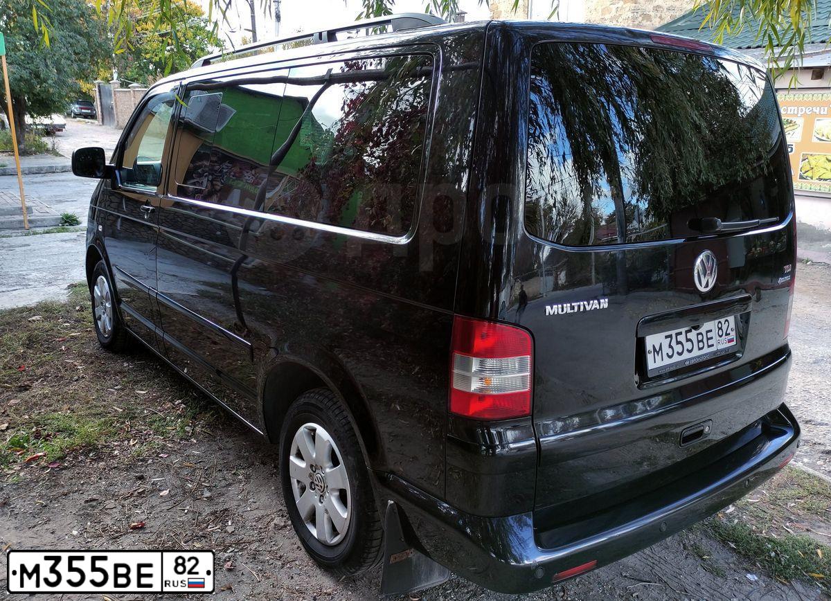 Фото автомобиля VOLKSWAGEN MULTIVAN, 2008 — госномер М355ВЕ82. Цвет: ЧЕРНЫЙ
