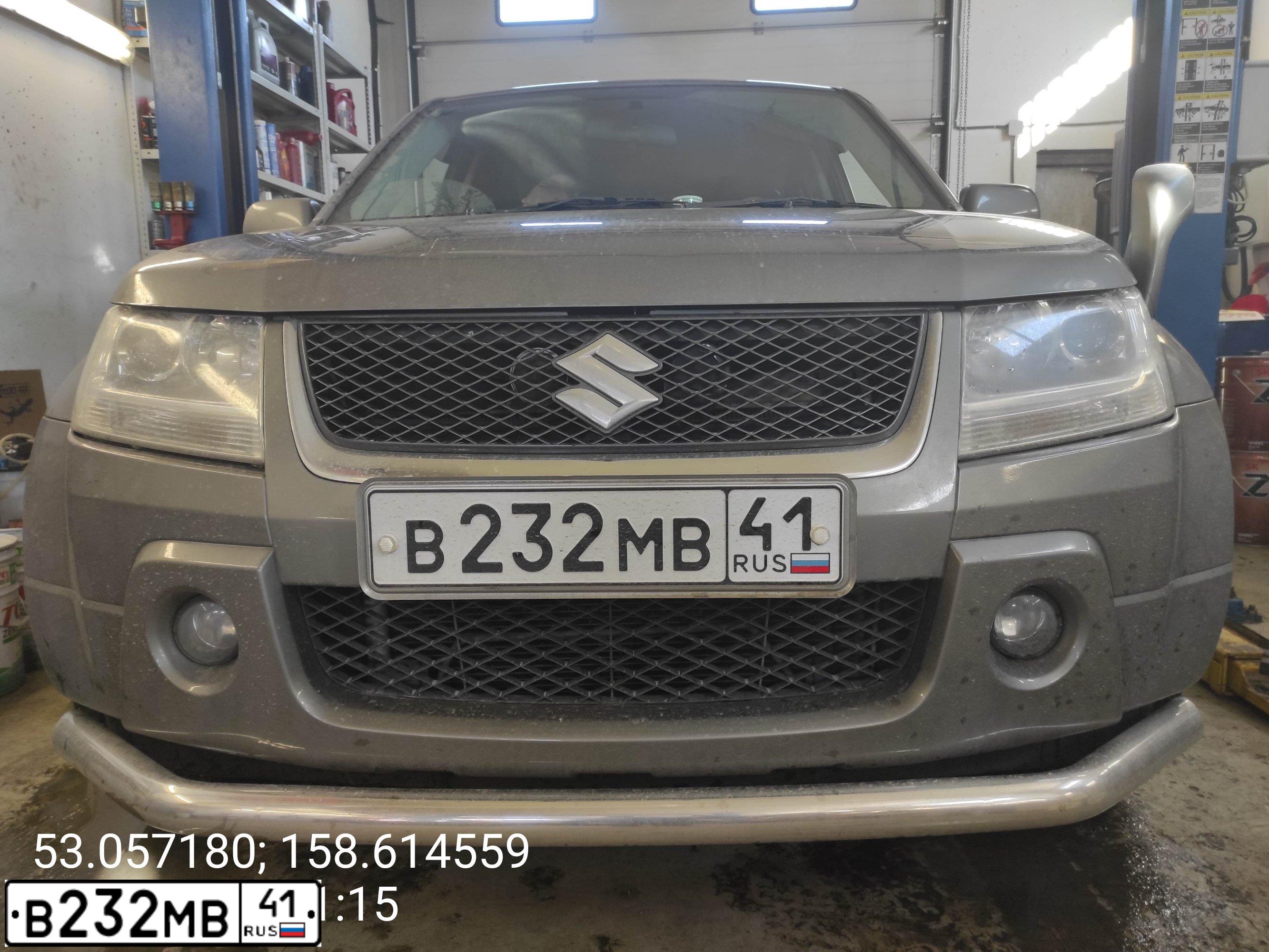 Фото автомобиля SUZUKI ESCUDO, 2005 — госномер В232МВ41