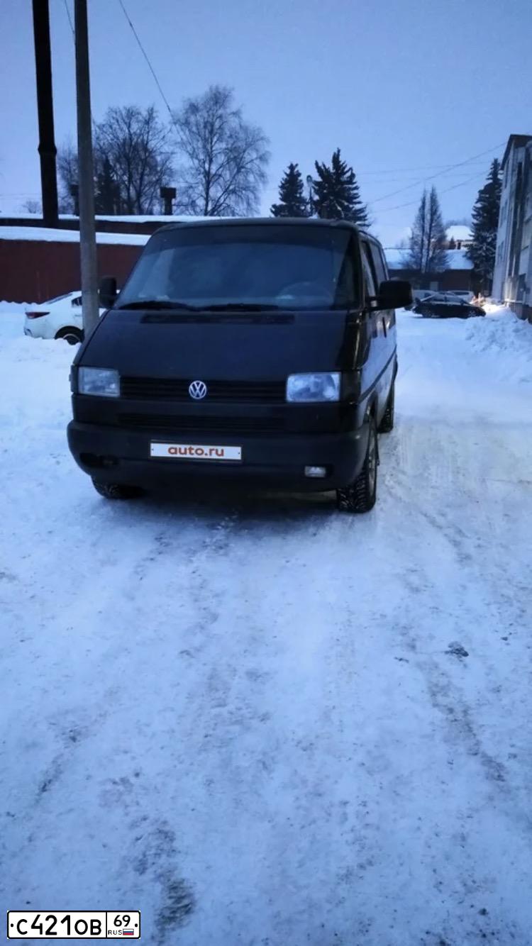 Фото автомобиля VOLKSWAGEN TRANSPORTER, 1997 — госномер Х800КУ37
