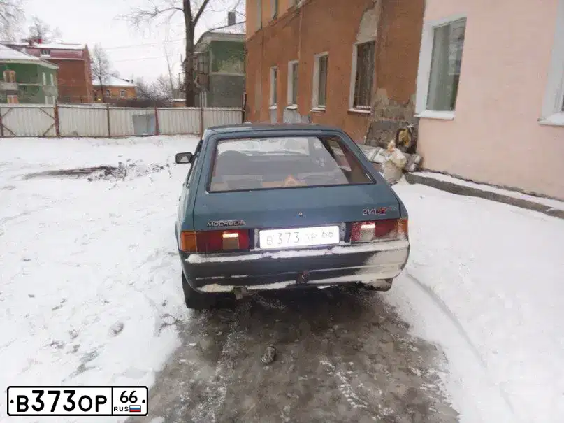 Фото автомобиля LADA 21412, 1995 — госномер В373ОР66