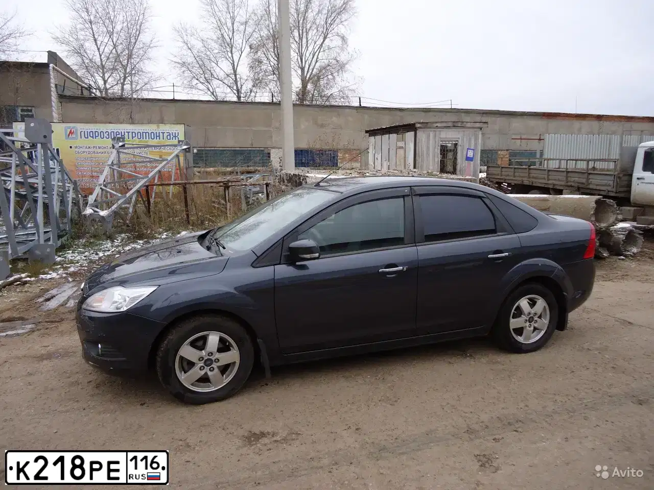 Фото автомобиля VOLKSWAGEN PASSAT, 1994 — госномер К218РЕ16. Цвет: ЧЕРНЫЙ